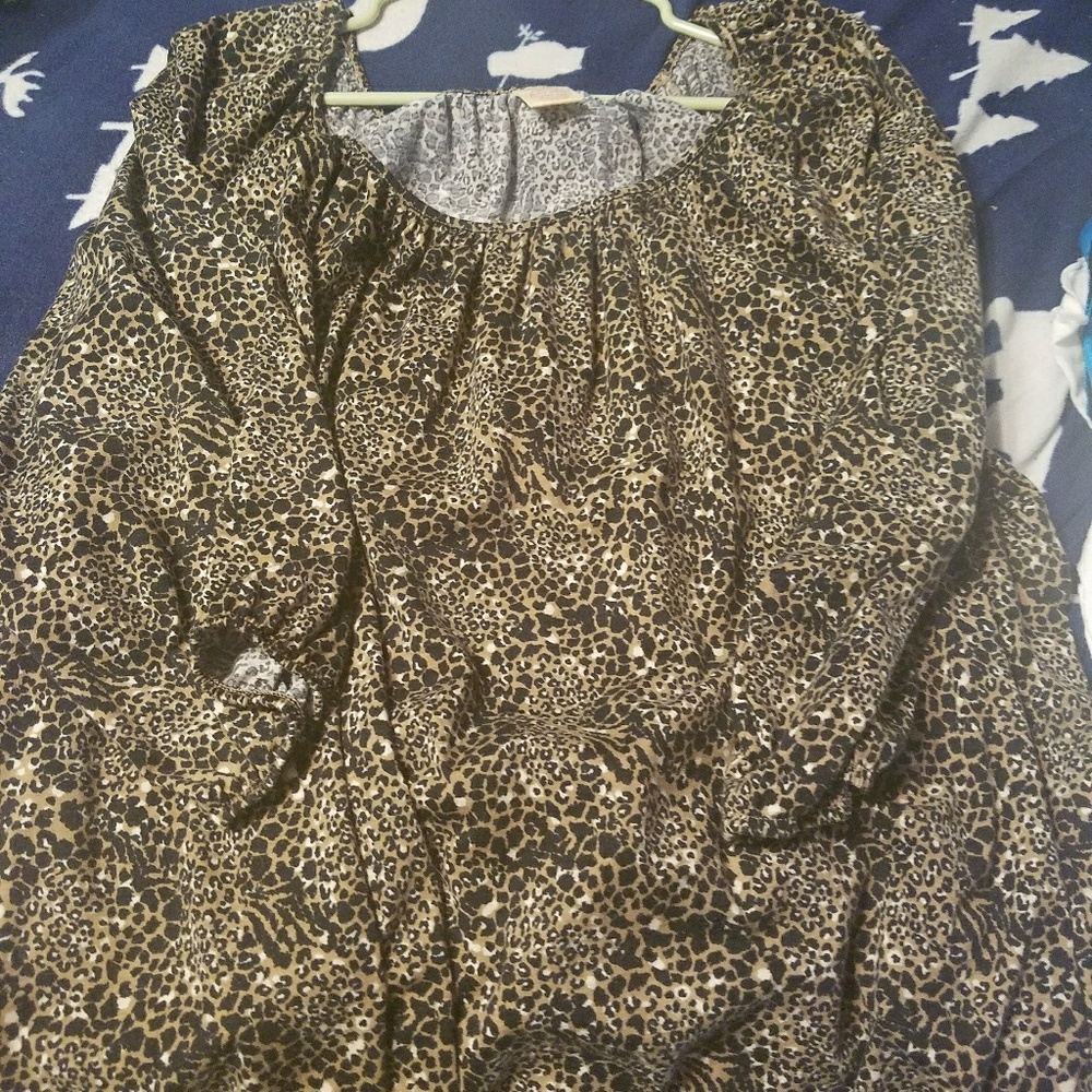 Shirts - Picture 5 of 8